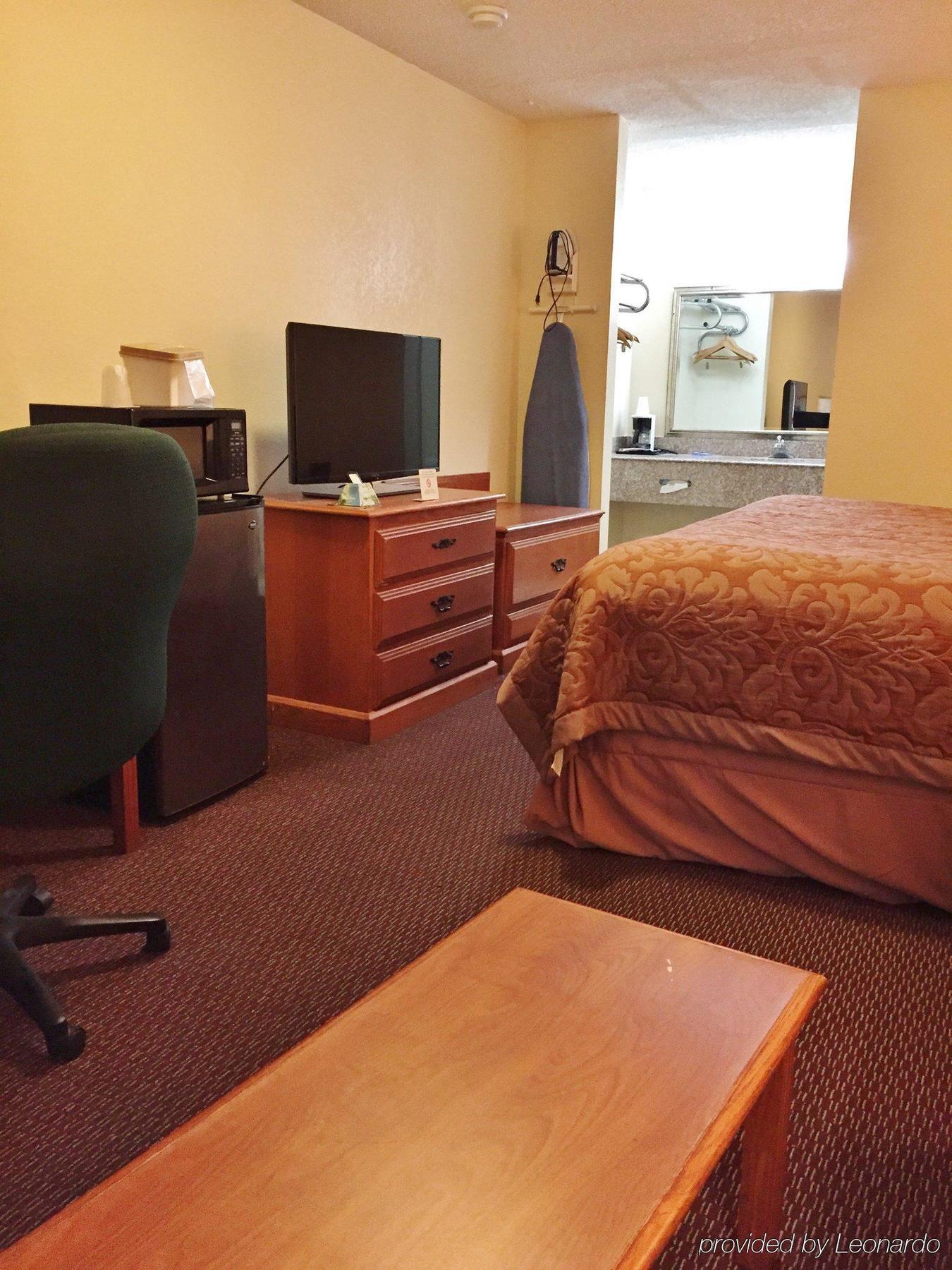 Americas Best Value Inn - Brookhaven Buitenkant foto