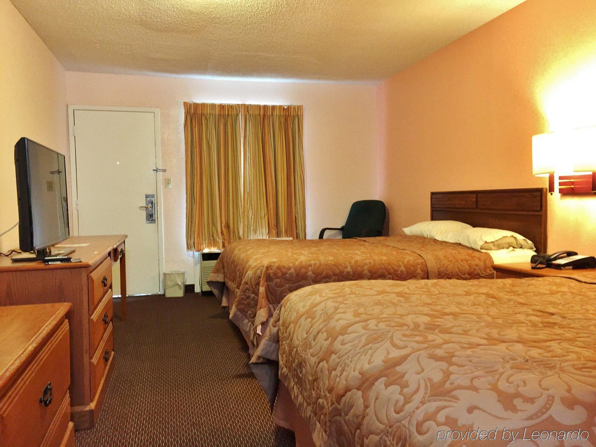 Americas Best Value Inn - Brookhaven Buitenkant foto